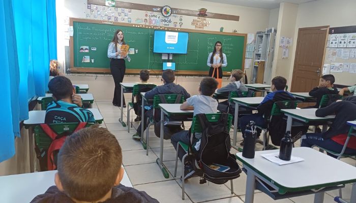 Foto - Assessoria Cresol Integração leva educação financeira a mais de 10 mil pessoas durante a Semana Nacional de Educação Financeira